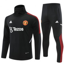 Манчестер Юнайтед тренировочный костюм с высоким воротником 2022-2023 чёрный